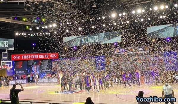 <a href=/lives/lanqiu/lakers/ target=_blank class=infotextkey>湖人</a>力克<a href=/lives/lanqiu/nuggets/ target=_blank class=infotextkey>掘金</a>4-1晋级总决赛